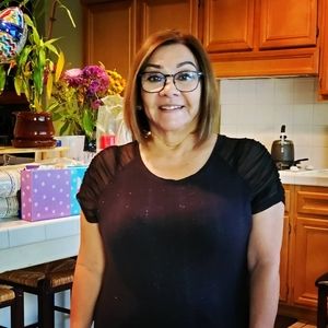 Meet your Posher, Jeannette